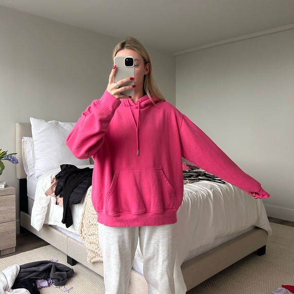 H&M Tops - H&M || Pink Hoodie